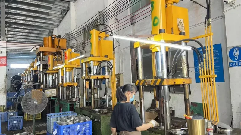 factory-01.webp