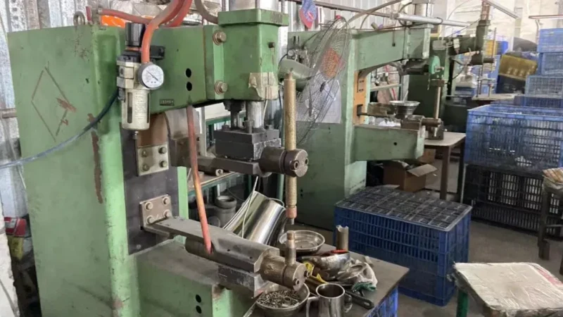 factory-05.webp